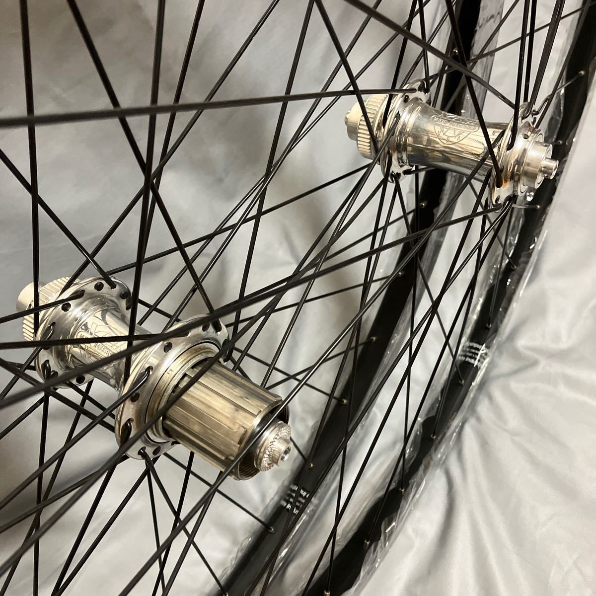 未使用 White Industries CLD ハブ G25A リム 100mm 135mm QR 未使用 White Industries CLD ハブ G25A リム 100mm 135mm QR