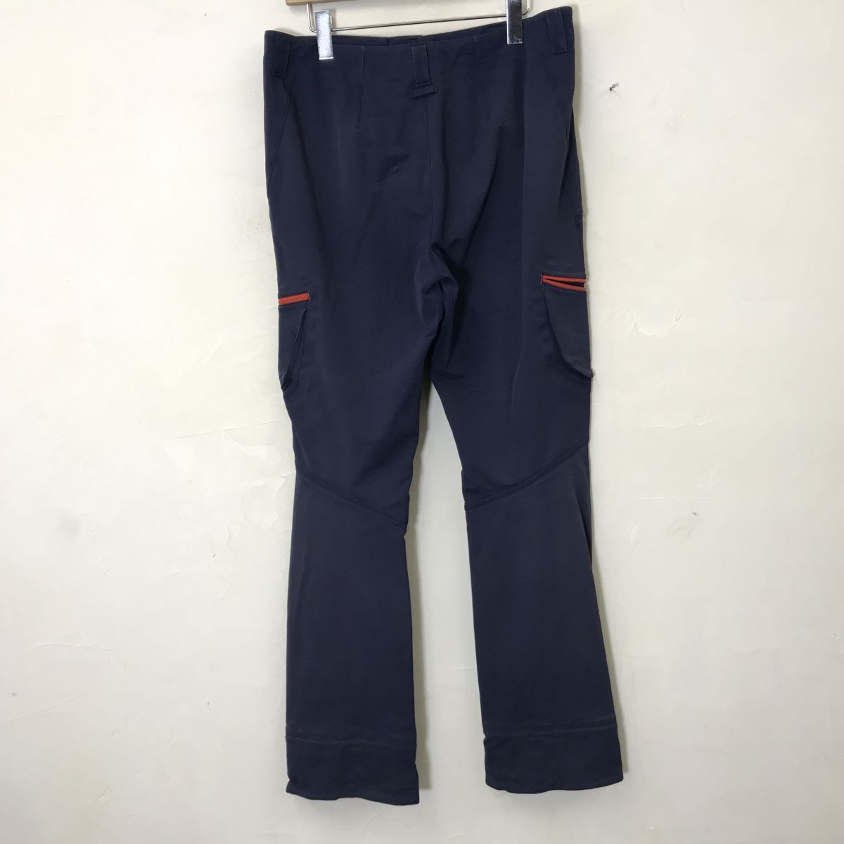 F1811-D◆ patagonia パタゴニア ソフトシェルパンツ 厚手 裾ジップ ロング ボトムス◆ size32 ネイビー ナイロン ポリエステル_画像6