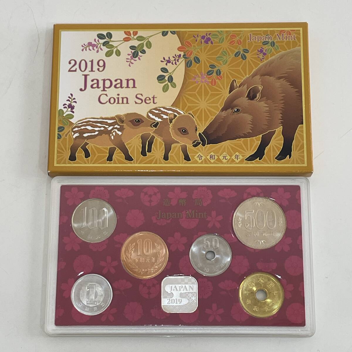 ■未使用■2019 Japan Coin Set 令和元年 純銀製年銘板 ジャパンコインセット ジャパンミント JAPAN MINT 干支 いのしし 亥年_画像1