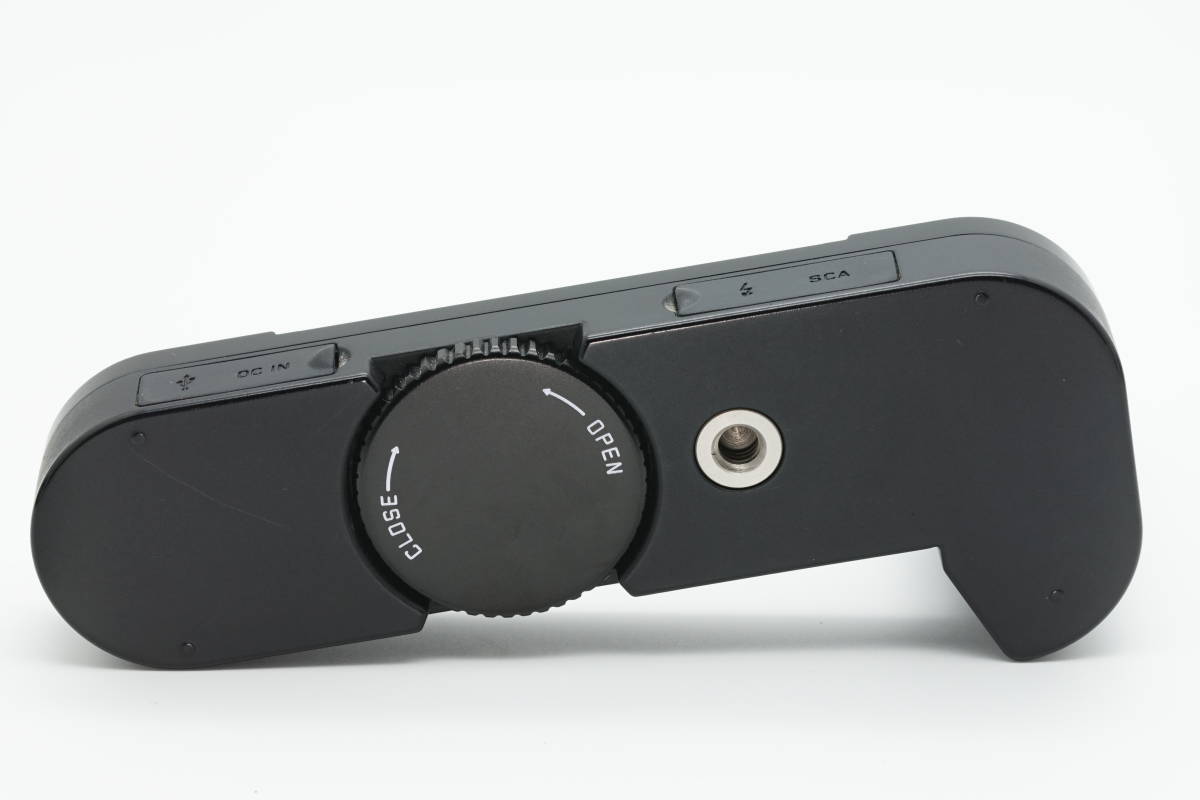 美品 LEICA(ライカ) M(Typ240)用 マルチファンクション ハンド 美品 LEICA(ライカ) M(Typ240)用 マルチファンクション ハンド