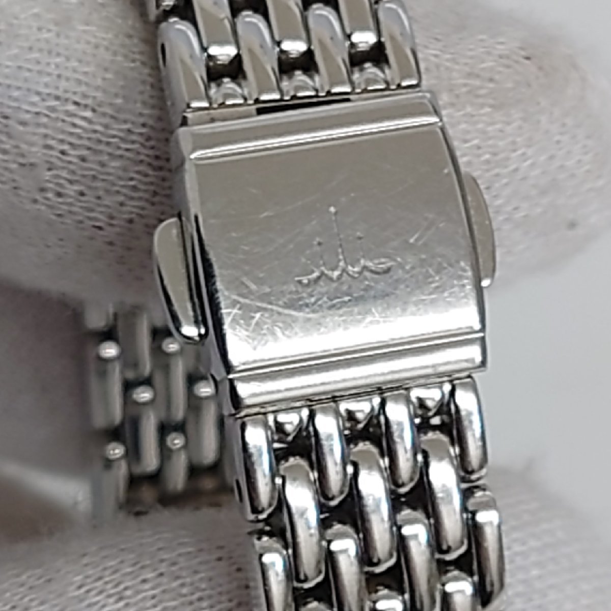 【86】極希少 SEIKO セイコー クレドール 1E70-0AB0 ダイヤベゼル シェル文字盤 クォーツ腕時計 不動品 現状品 中古品 レディース 腕時計_画像3