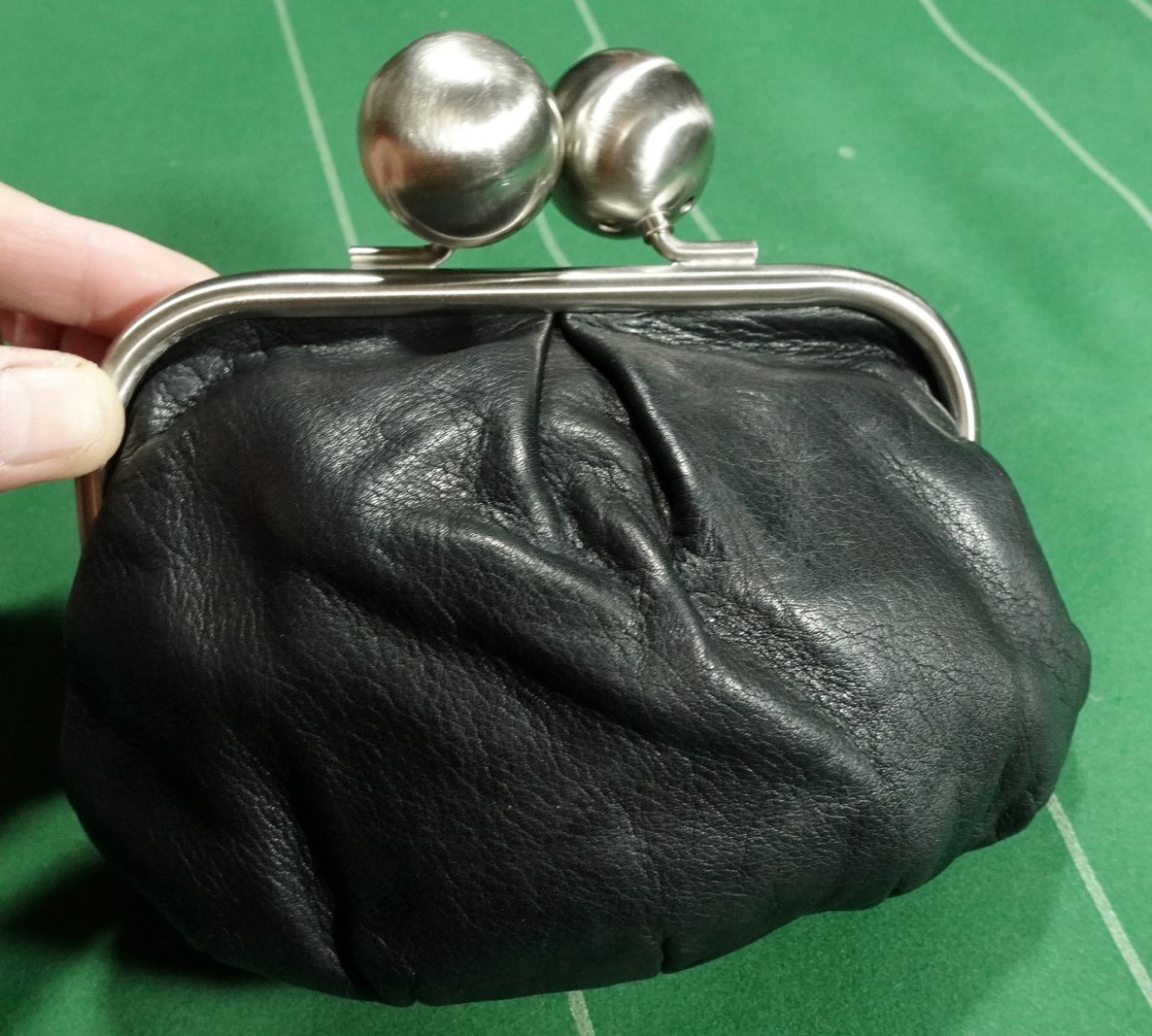 □KAWA-KAWAカワカワ ソフト牛革レザー素材 がま口 財布 □KAWA-KAWAカワカワ ソフト牛革レザー素材 がま口 財布