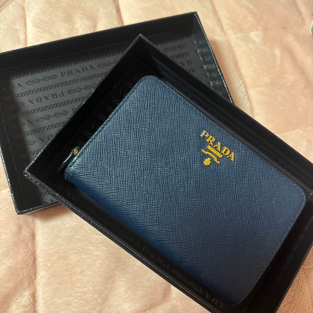 PRADA ミニ財布 青 BULL プラダ|Yahoo!フリマ(旧PayPayフリマ) PRADA ミニ財布 青 BULL プラダ|Yahoo!フリマ(旧PayPayフリマ)