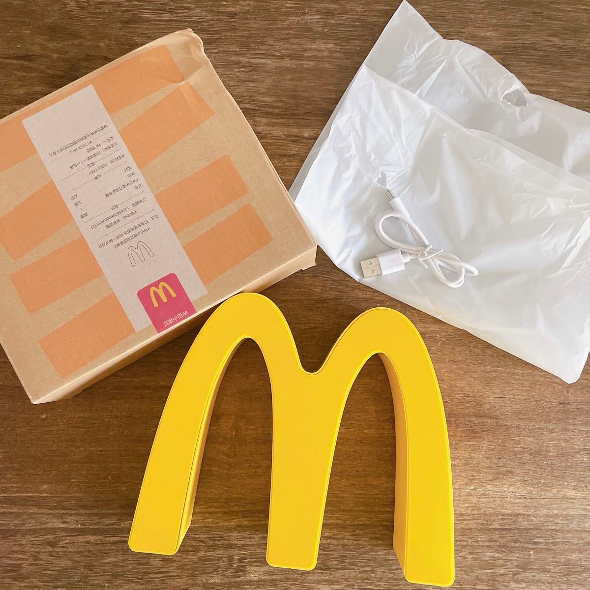 新品 マクドナルド マック ライト Mライト 置物 ディスプレイ 新品 マクドナルド マック ライト Mライト 置物 ディスプレイ