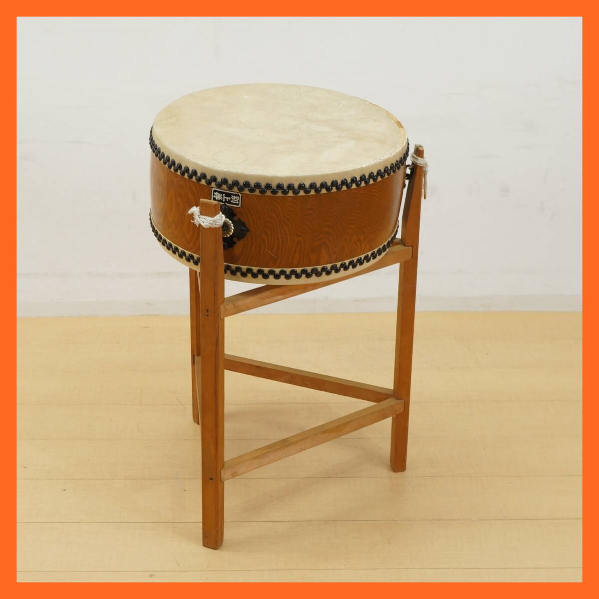  higashi is :[ Japanese drum ] flat trunk futoshi hand drum another on etc. wood grain material made flat futoshi hand drum pcs attaching total height approximately 77.4.3ps.@ footrest traditional Japanese musical instrument * free shipping *