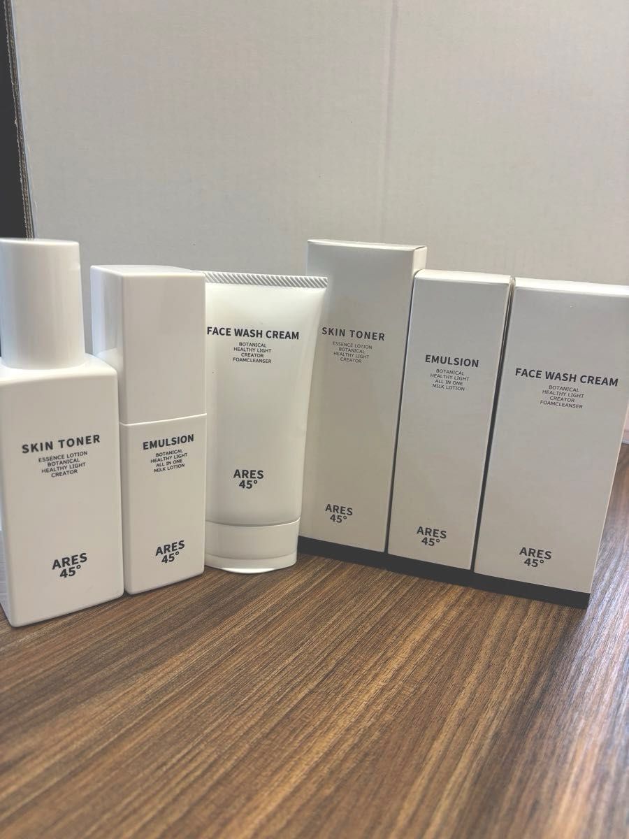 【新品・未開封】ARES45 化粧品　化粧水　乳液　洗顔　セット　男性化粧品　オールインワン　プレゼント
