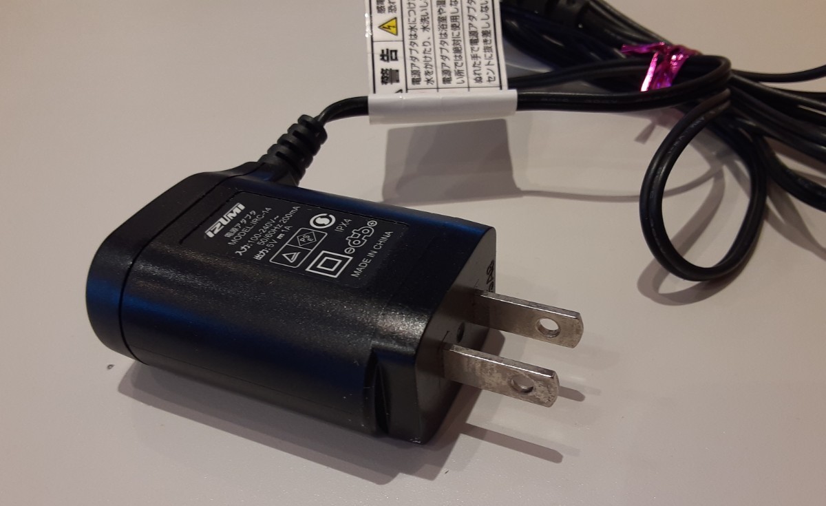 IZUMI 電気シェーバー用 電源アダプタ IRC-14 イズミ 電気シェーバー 充電 CAアダプター 髭剃り 充電器_画像3