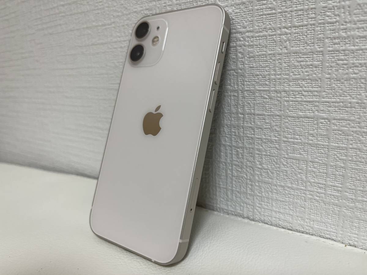 Apple iPhone 12 mini 128GB　ホワイト　SIMフリー　バッテリー最大容量84%、箱・充電ケーブル付き、中古の保護フィルム・カバー付き_画像6