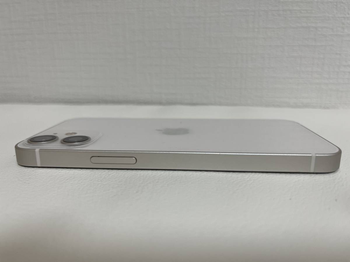 Apple iPhone 12 mini 128GB　ホワイト　SIMフリー　バッテリー最大容量84%、箱・充電ケーブル付き、中古の保護フィルム・カバー付き_画像8