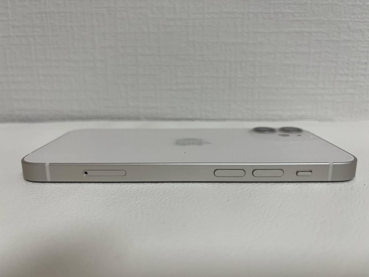 Apple iPhone 12 mini 128GB　ホワイト　SIMフリー　バッテリー最大容量84%、箱・充電ケーブル付き、中古の保護フィルム・カバー付き_画像9