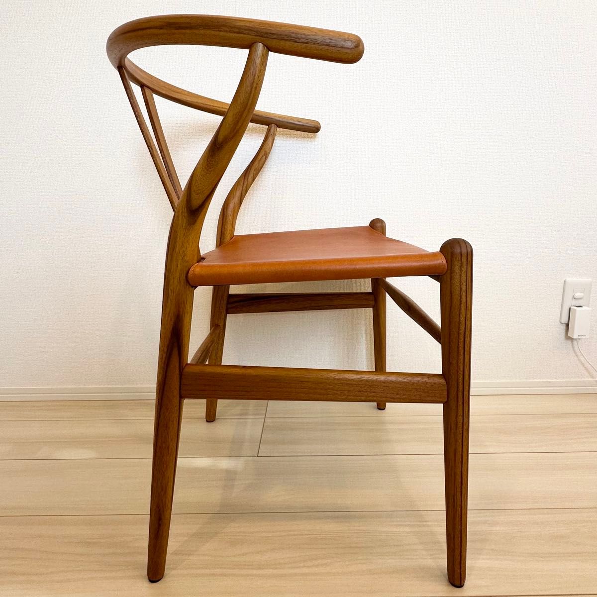 Yチェア CH24 Birthday Edition 2022 チーク材 Carl Hansen Yチェア CH24 Birthday Edition 2022 チーク材 Carl Hansen