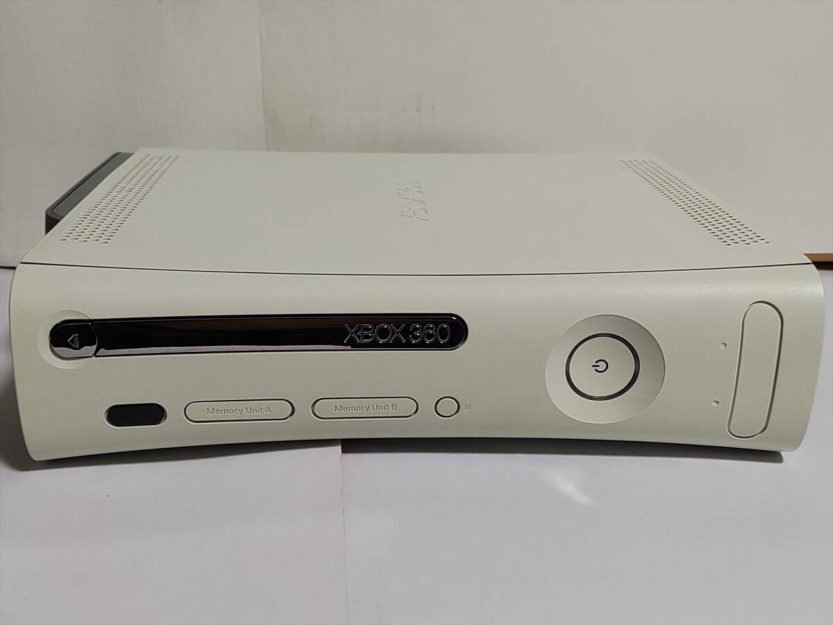 Xbox360 1TB HDD RGH 付属品付 動作OK 日本語化 (Jasper) [N866]_画像4