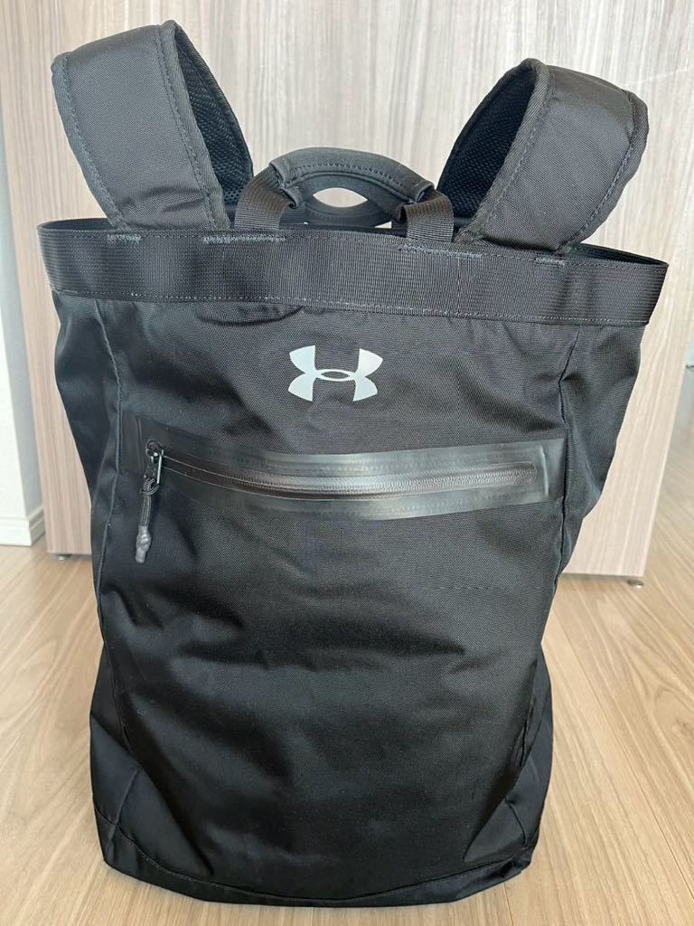 UNDER ARMOUR リュックサック　黒_画像1