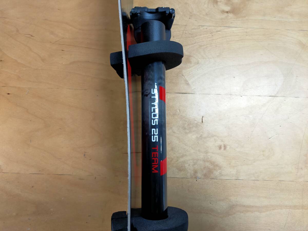 6120円 STYLUS 25 TEAM 27.2×280mm セットバック25mm カーボン 6120円 STYLUS 25 TEAM 27.2×280mm セットバック25mm カーボン