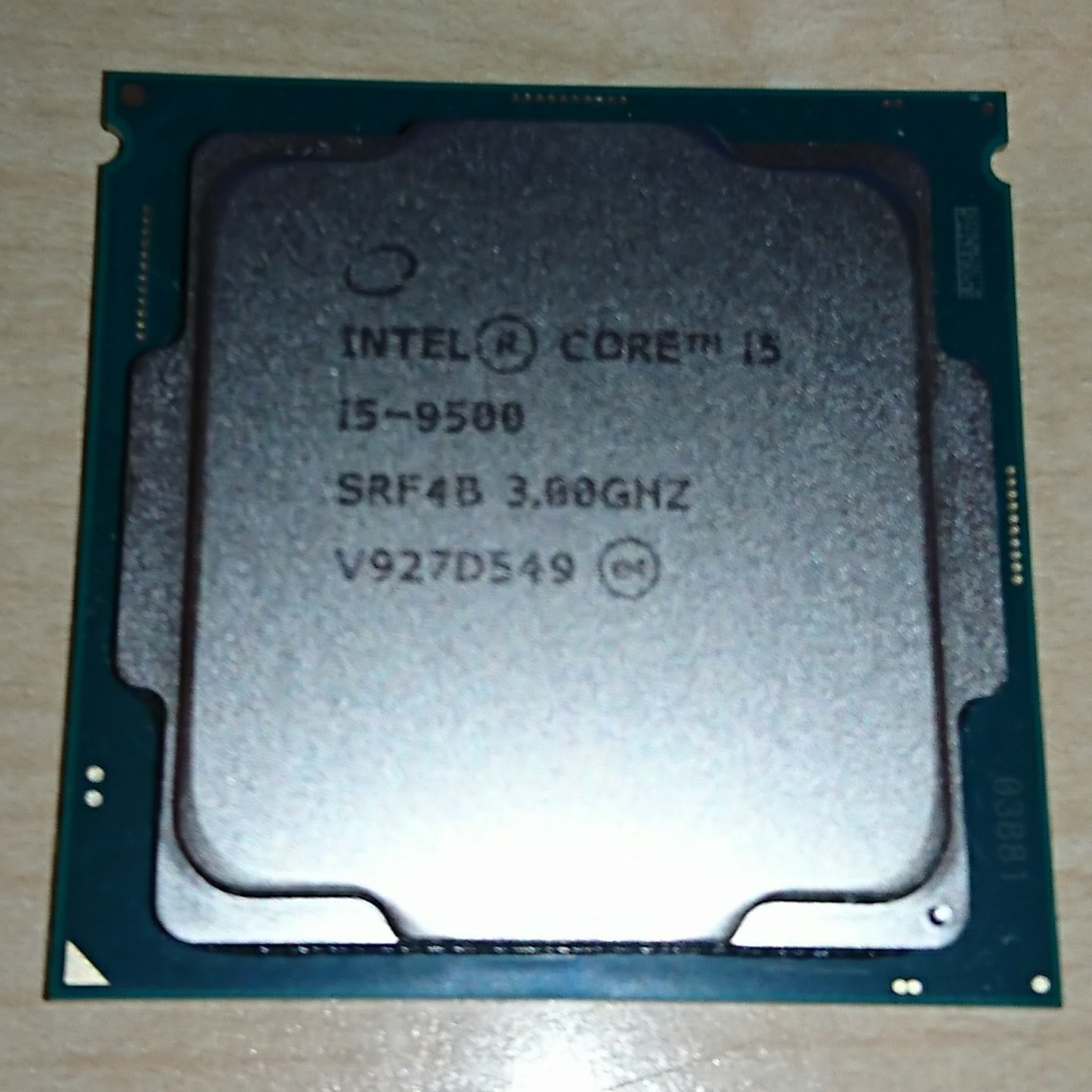 Intel Core i5 9500 LGA1151 CoffeeLake 動作確認品 (O20711)_画像1