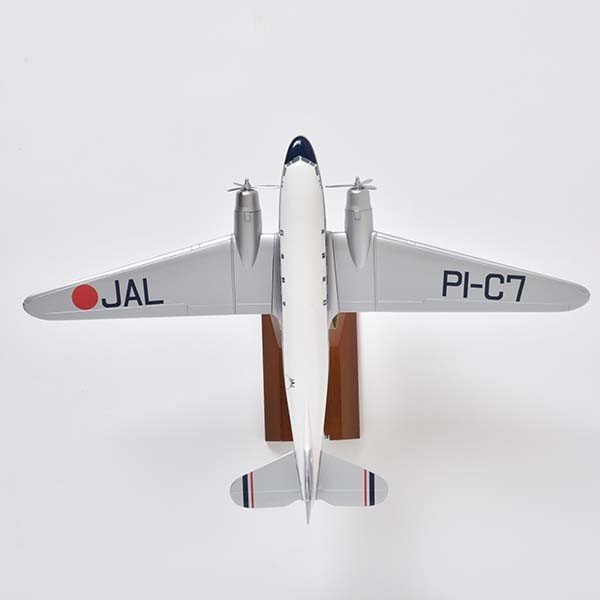 新品 日本航空 DCー3スナップインモデル 1:80 ミニチュアモデル JAL70周年記念700体限定14850円の画像3