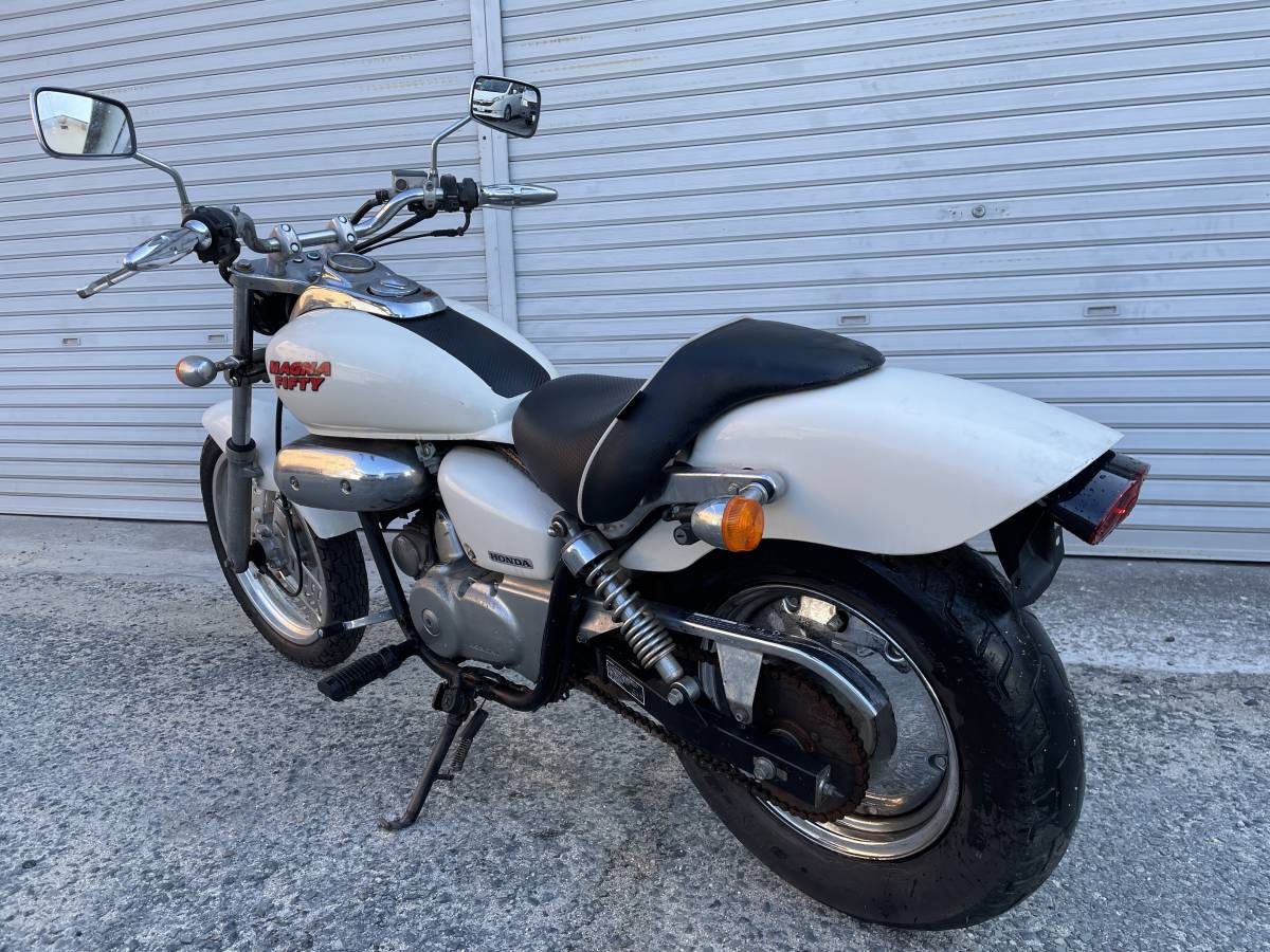 マグナ５０　AC13-130＊＊＊＊　後期型　マニュアル車　５０ｃｃ　リトルアメリカン　 書類、鍵付き　_画像6