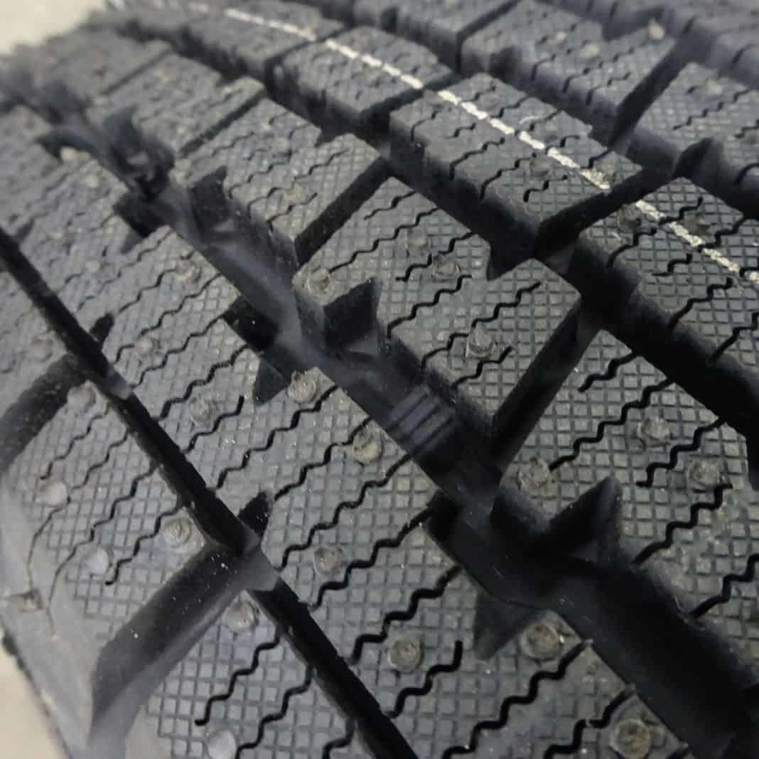 冬 新品 2023年製 4本SET 会社宛 送料無料 145/80R12×4J 80/78 LT ブリヂストン W300 アルミ 軽トラック 軽バン 145R12 6PR 同等 NO,Z5035_画像3