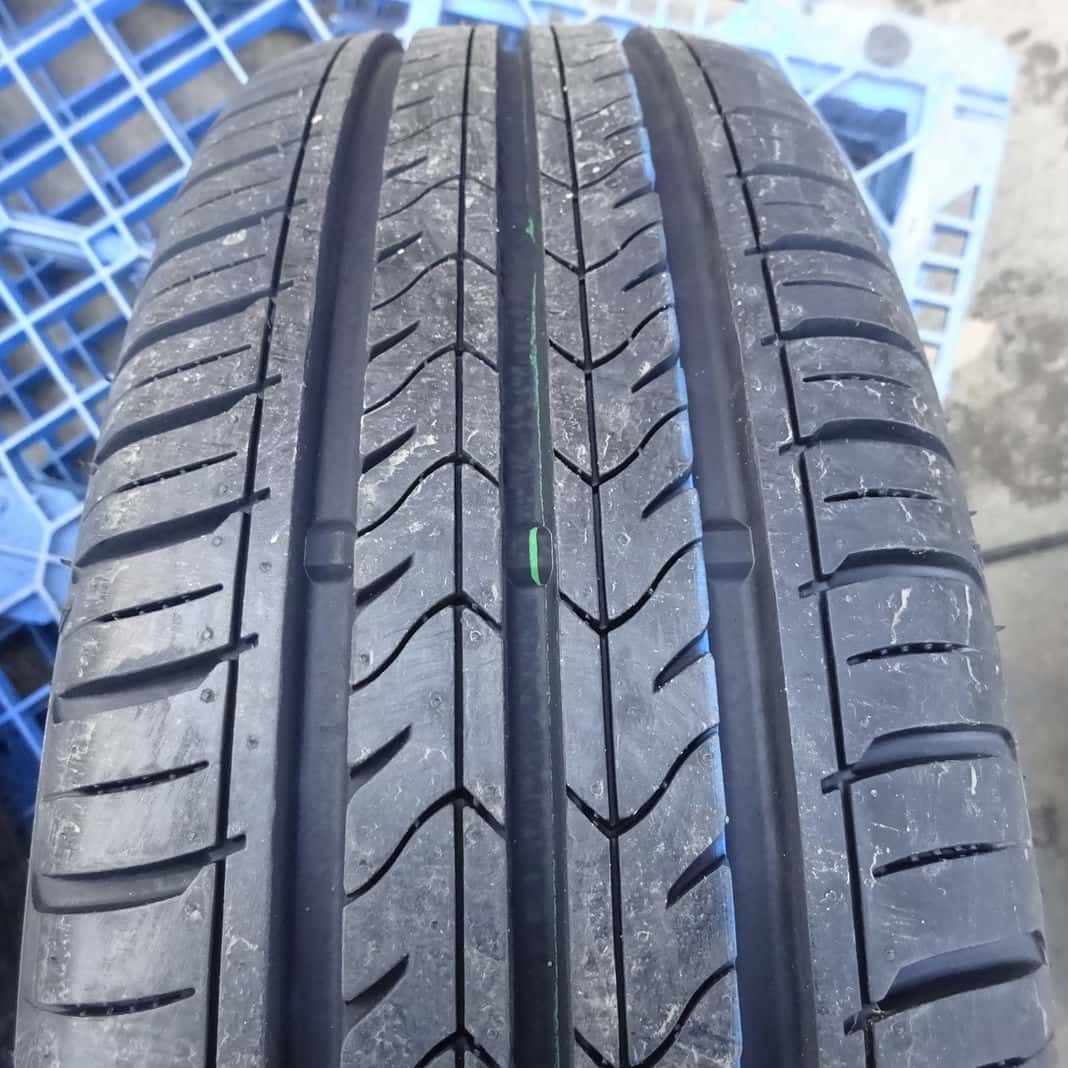 夏4本新品 2023年製 会社宛 送料無料 165/55R15×4.5J 75V COMFOSER SPORTS-K4 ソリオ 前期 純正 アルミ ブラックポリッシュ 特価 NO,Z5675の画像3