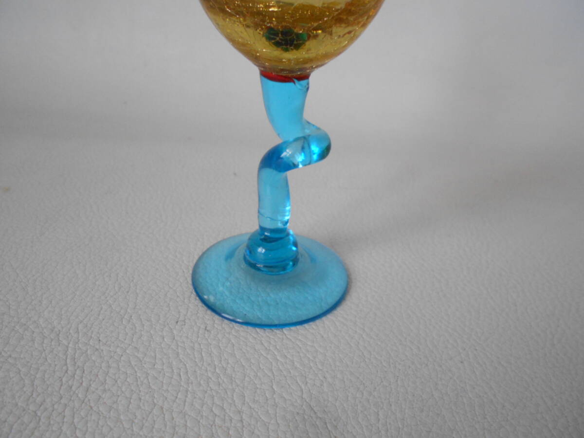 S / 捻じれたステムの造形が美しい ショットグラス ブランデーグラス グラデーションがきれいな グラス ジャンク品_画像3