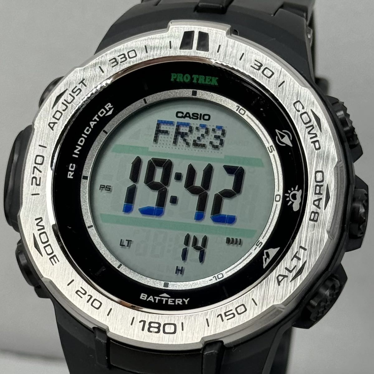 極美品 PROTREK PRW-3100-1JF タフソーラー 電波受信 電波ソーラー マルチバンド6 方位/温度/高度計 トリプルセンサー ブラック シルバー_画像1