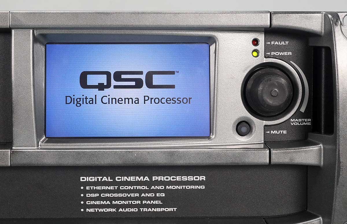 【即決】QSC デジタルシネマプロセッサ DCP-300【中古】(8)J□_画像2