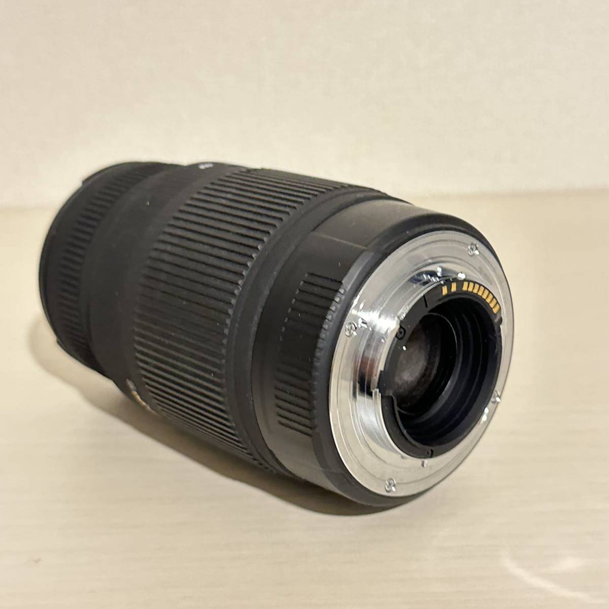 SIGMA DG 70 - 300mm 1:4-5.6 Φ62 シグマ カメラレンズ ニコン用 未確認 _画像3