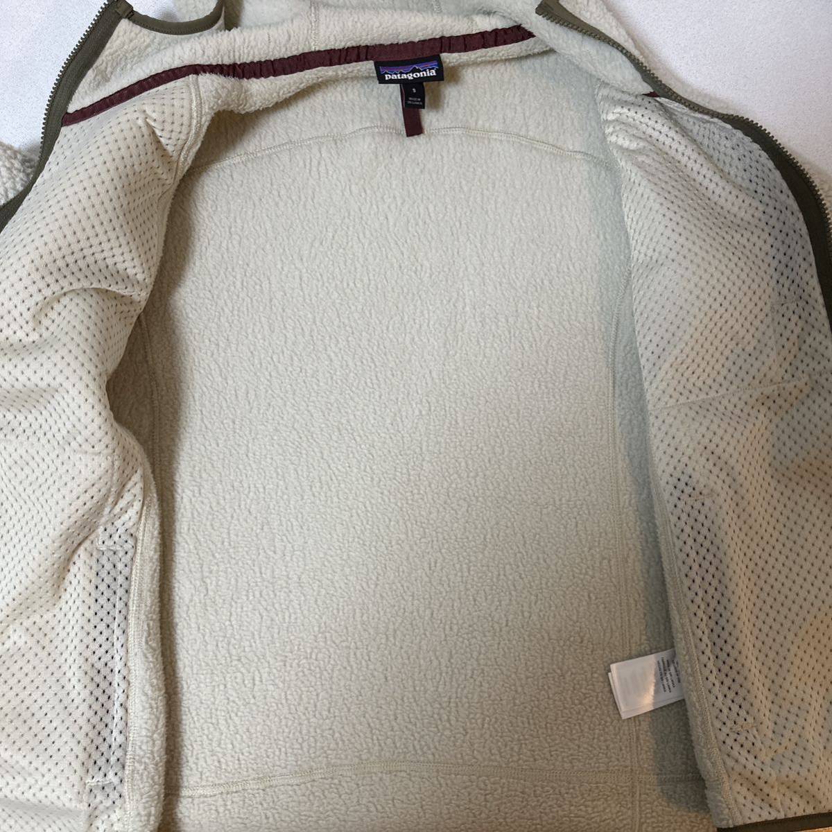 値下げしました パタゴニア レトロパイルフリース アイボリー 値下げしました パタゴニア レトロパイルフリース アイボリー