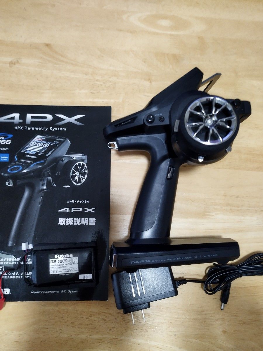 FUTABA T 4PX 送信機単品 3時間半くらい使用 オプション付き FUTABA T 4PX 送信機単品 3時間半くらい使用 オプション付き