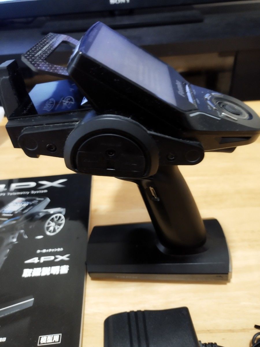 FUTABA T 4PX 送信機単品 3時間半くらい使用 オプション付き FUTABA T 4PX 送信機単品 3時間半くらい使用 オプション付き