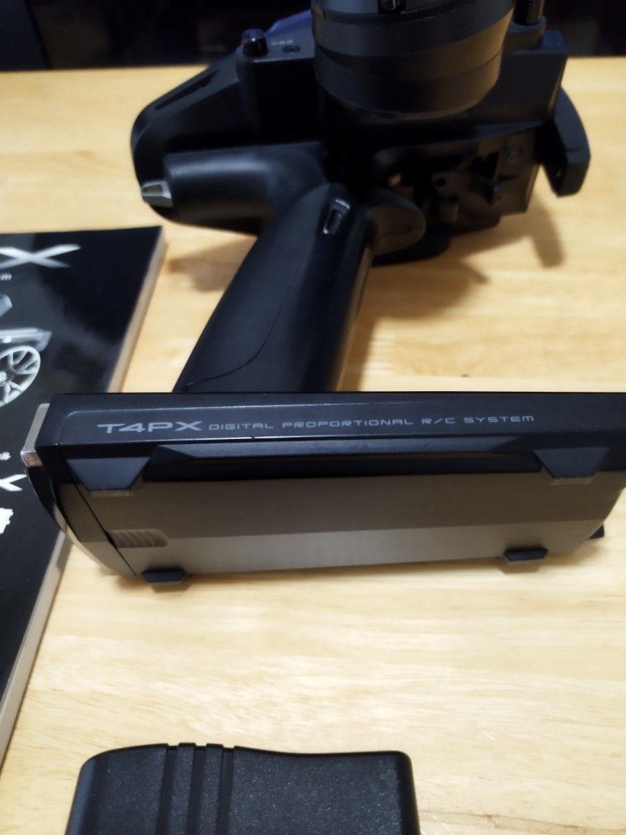 FUTABA T 4PX 送信機単品 3時間半くらい使用 オプション付き FUTABA T 4PX 送信機単品 3時間半くらい使用 オプション付き