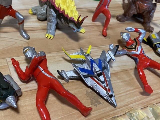 バンダイ HG　ウルトラマン、ウルトラセブン、ウルトラマンティガ、ウルトラマンダイナ、ウルトラマシン等ミニフィギュア ガシャポン_画像6