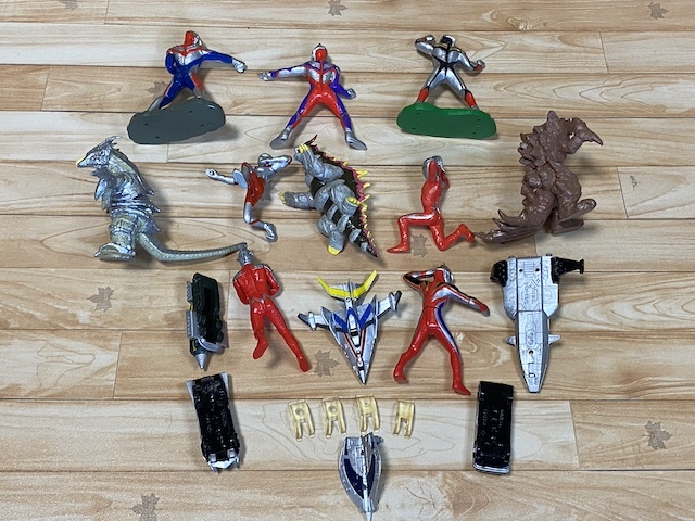 バンダイ HG　ウルトラマン、ウルトラセブン、ウルトラマンティガ、ウルトラマンダイナ、ウルトラマシン等ミニフィギュア ガシャポン_画像4