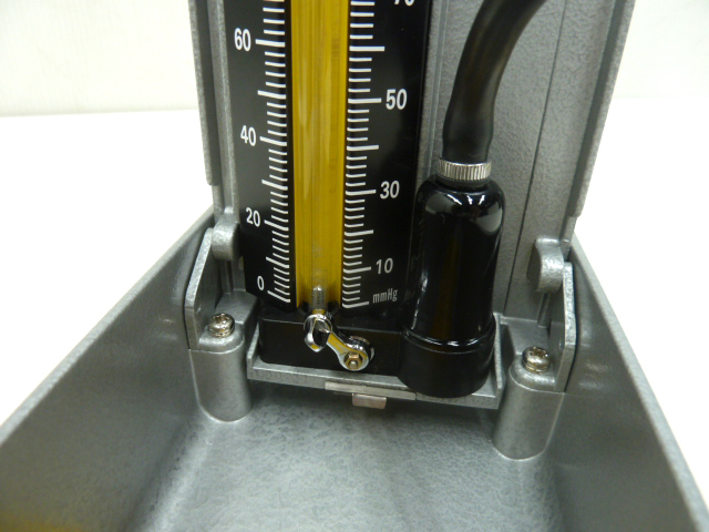 ケンツメディコ 卓上型 水銀血圧計 600 測定範囲 0～300mmHg ケース 検査 測定 血圧計 医療用 診察 NAVIS ナビス_画像5