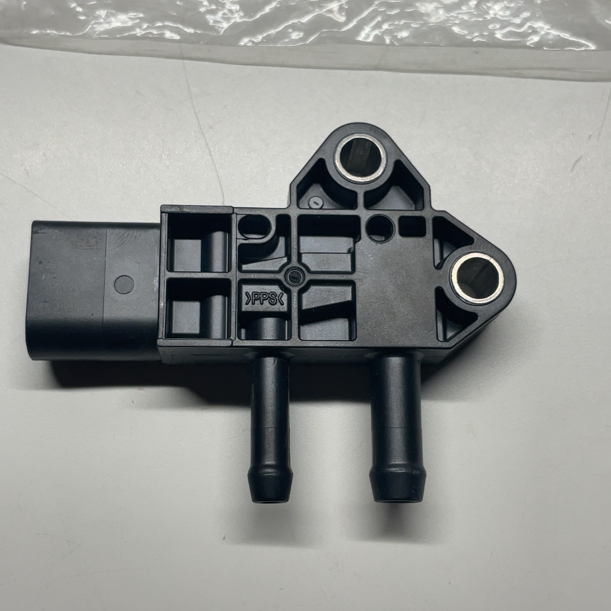 マツダ純正 アテンザ プレツシヤー センサー SH01-18-2B2 SH01 マツダ純正 アテンザ プレツシヤー センサー SH01-18-2B2 SH01