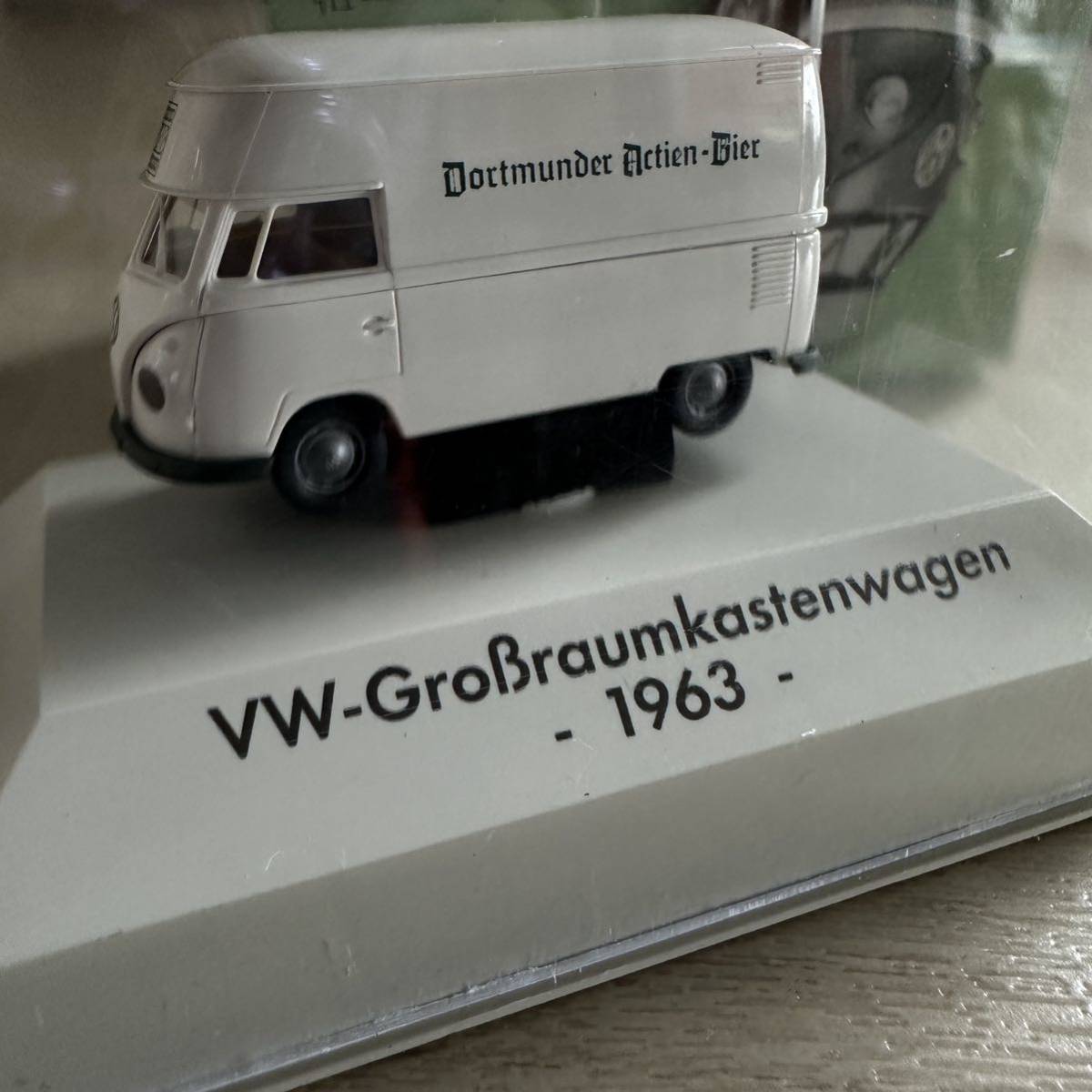 【A0243-36】未使用中古品『Brekina Sondermodell VW T1 Groraumkastenwagen 1963 』 ミニカー フォルクスワーゲン トミーテック 同梱可の画像2