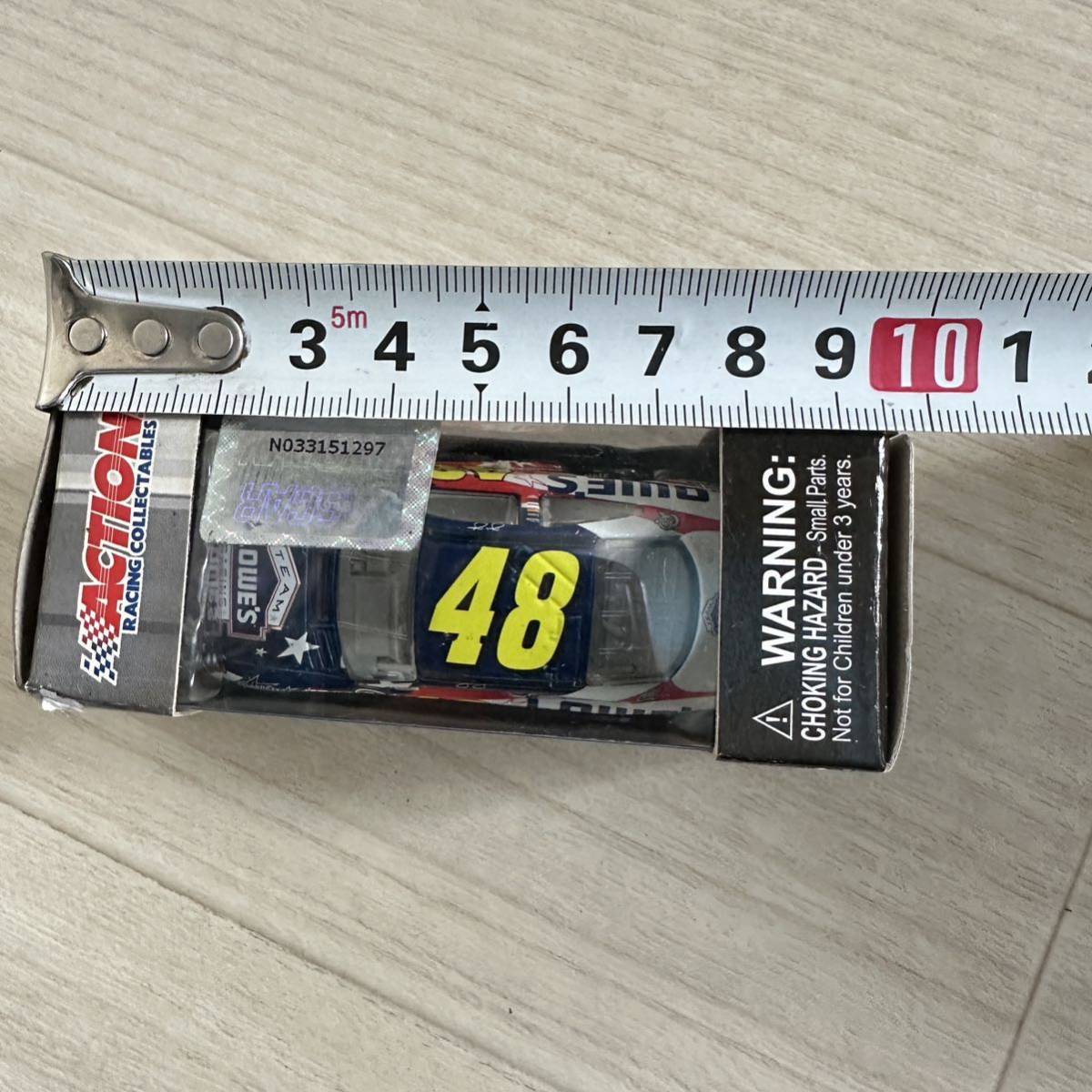 【A0275-22】未開封『Action 1/64 ナスカー Jimmie Johnson #48 Lowe's Honoring Our Soldiers 2010 C480865MIJJ』レーシングカー 同梱可_画像10