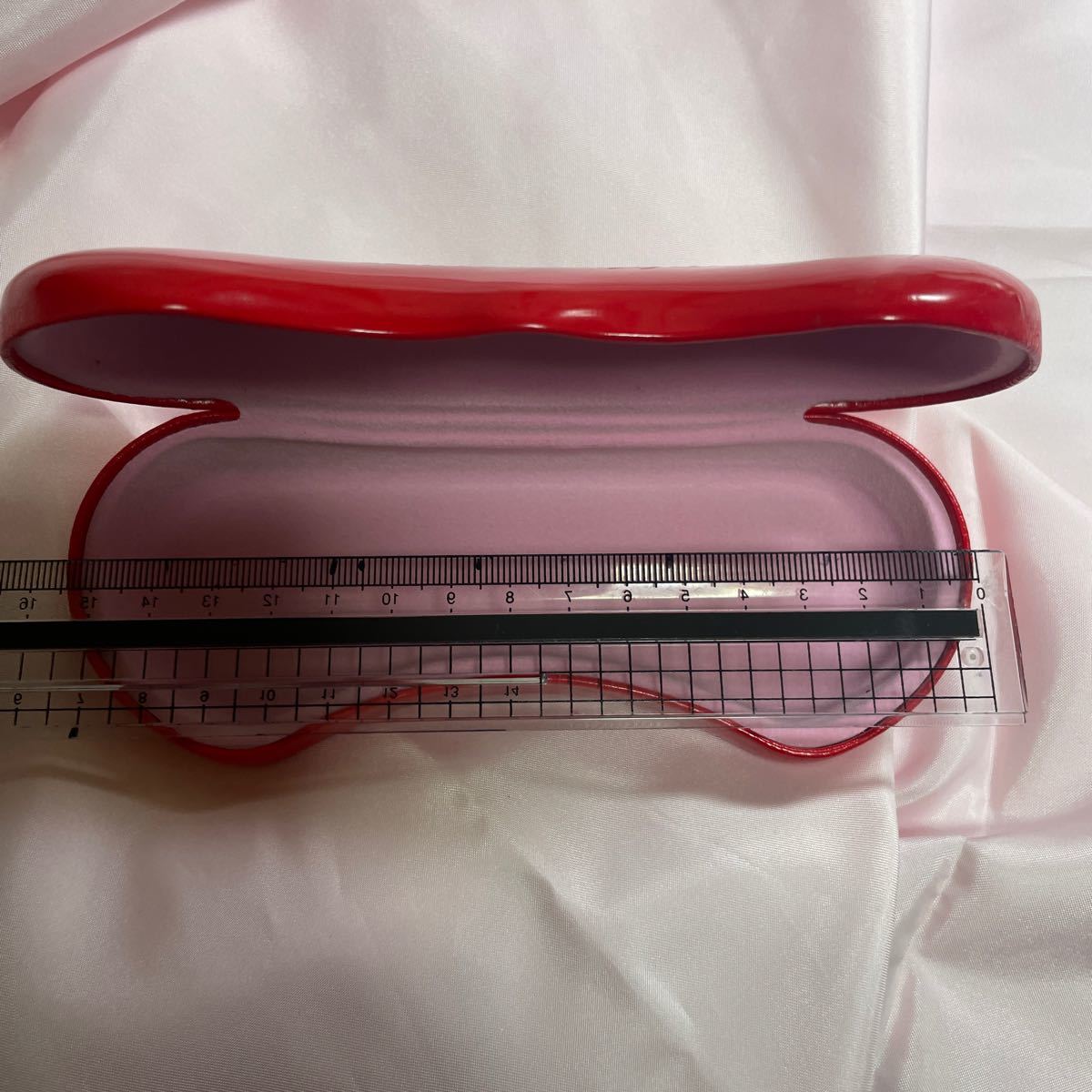 MUJ ミス ユニバース ジャパン メガネケース ２個 赤色のケースに汚れ、傷有り_画像5