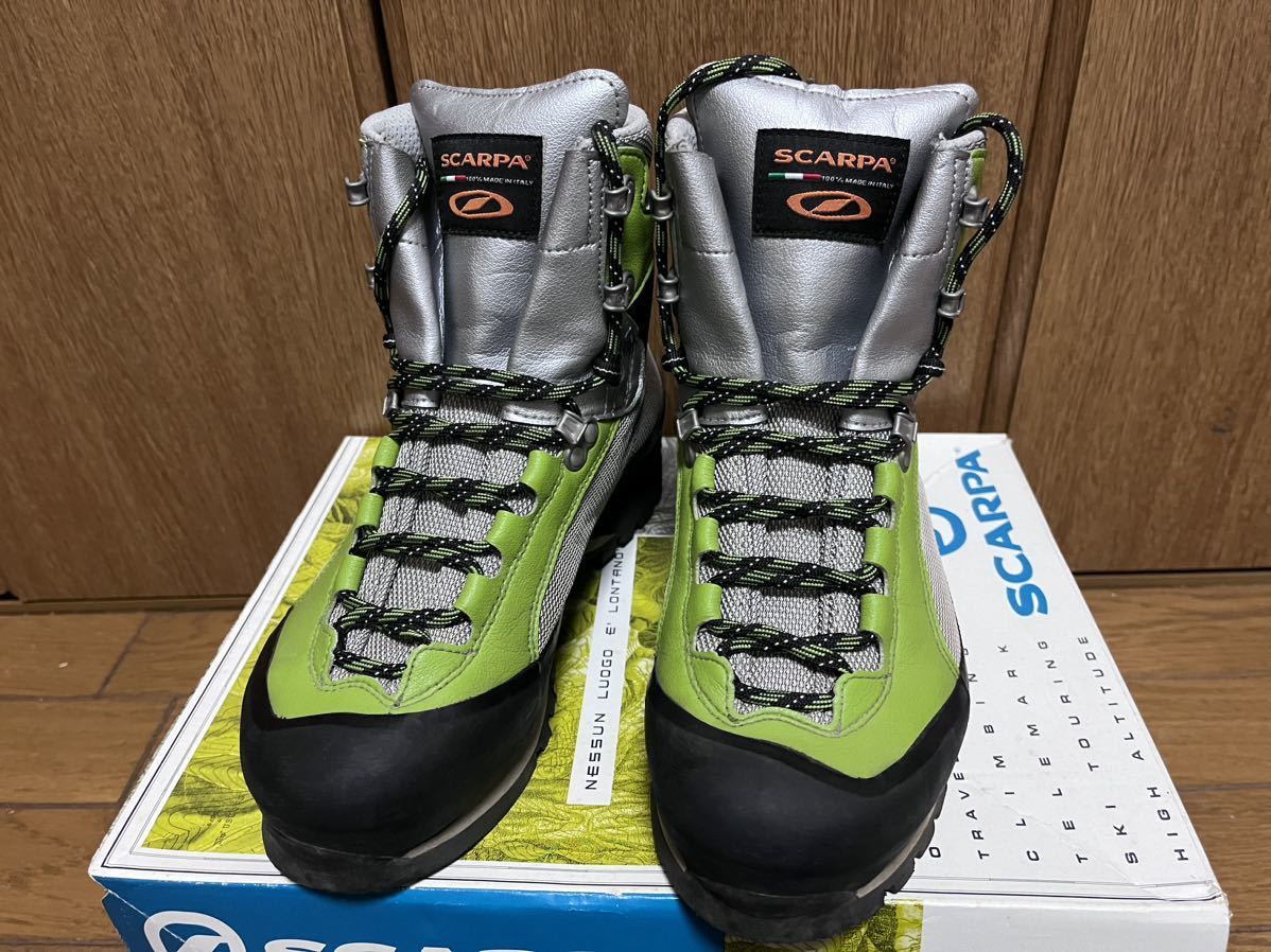 1円スタート SCARPA スカルパ トレッキングブーツ CHARMOZ GTX Wmn SILVER/KIWI 38サイズ 71030G 登山靴 ゴアテックス_画像2