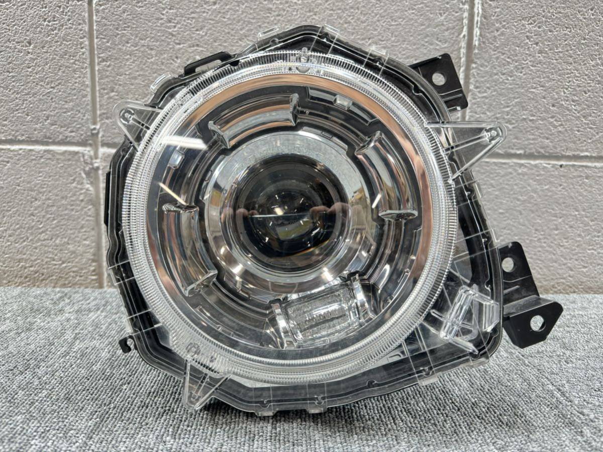 R60229 ジムニー JB64W 純正 ヘッドライト 右 LED KOITO 100-5938G 刻印 3R_画像1