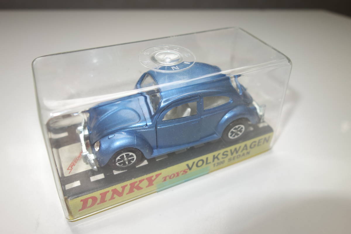 DINKY TOYS[ Volkswagen 1300 sedan ]1/43 Dinky minicar 