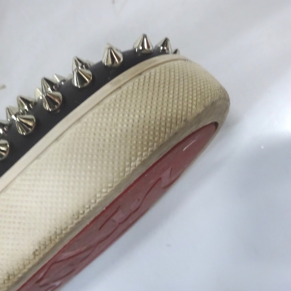 Ft599642 クリスチャンルブタン スニーカー 靴 スタッズ チェック柄 ホワイト/グレー/ブラック メンズ #42 Christian Louboutin 中古_画像8