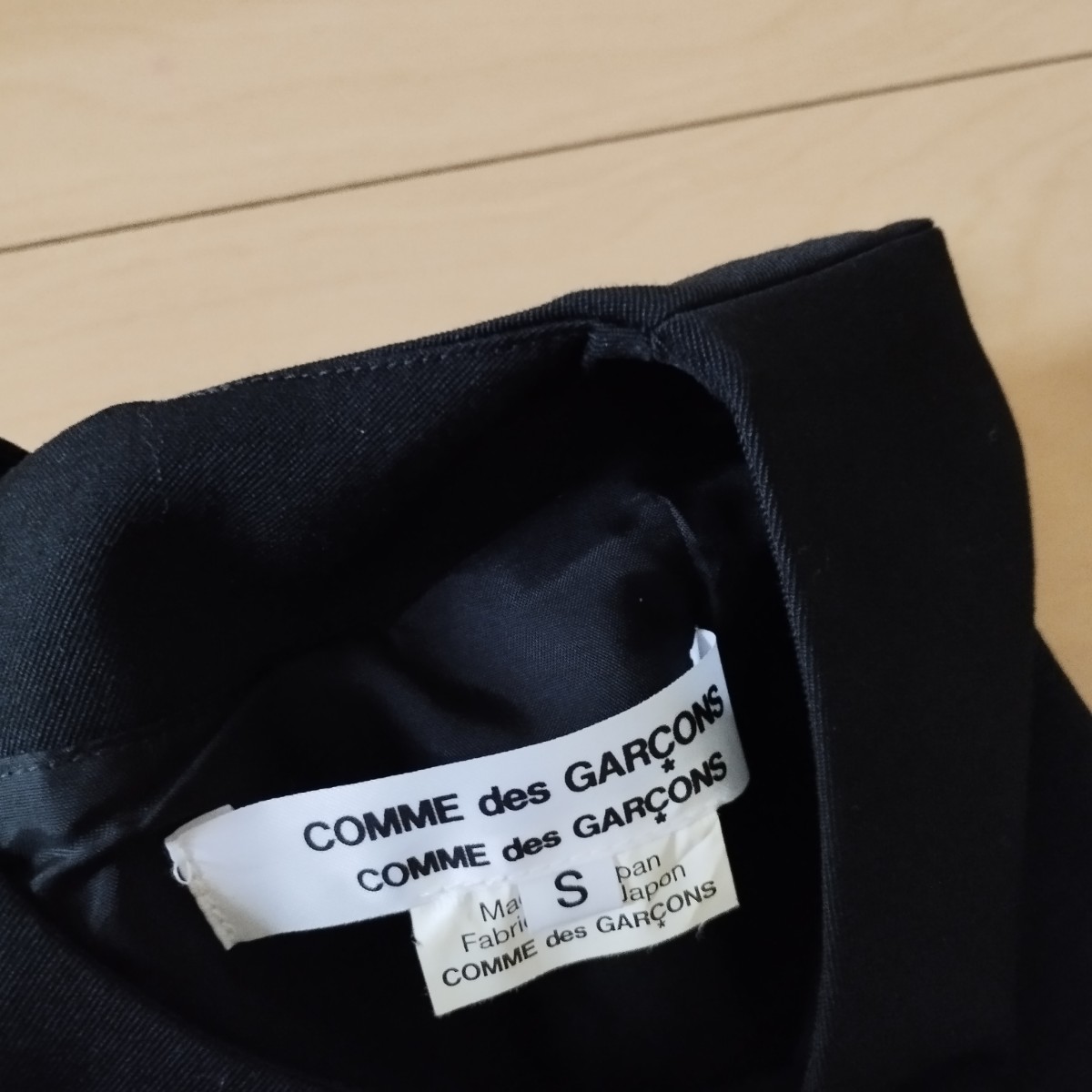 送230★コムデギャルソン レディース　ロング ワンピース　黒　ブラック1377　半袖 COMME des GARCONS ロングワンピース ブラック　即決　S_画像2