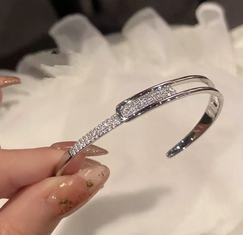 498 シルバー ブレスレット czダイヤモンド バングル 韓国 宝石 結婚式 ジュエリー アクセサリー シンプル かわいい