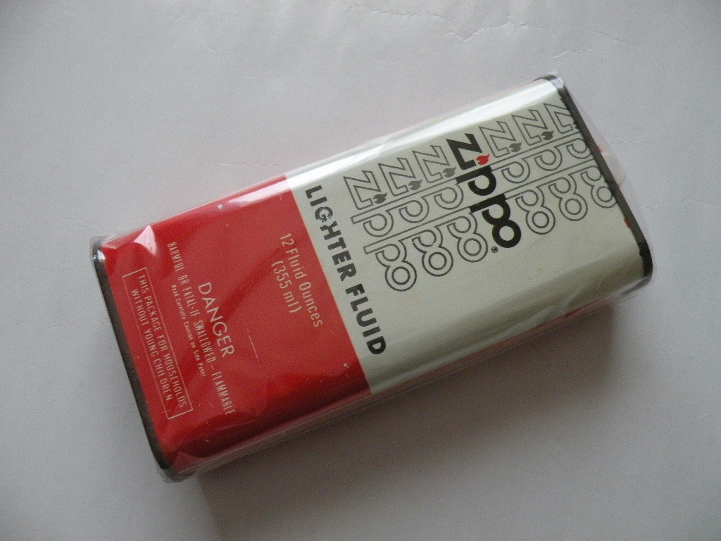 1978-83 ZIPPO ZIPPO FLUID CAN・ゴシック体初年・オイル缶・レギュラー・サイズ＆ラージ・サイズ・白赤缶・４缶セット　ＵＳＥＤ_画像4