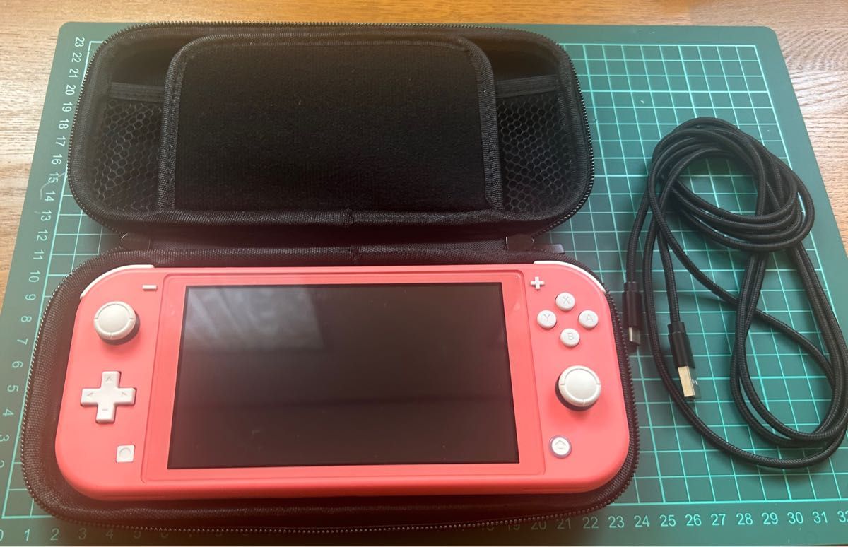 Nintendo Switch Lite 本体 コーラル 充電器 専用ケース付｜Yahoo 