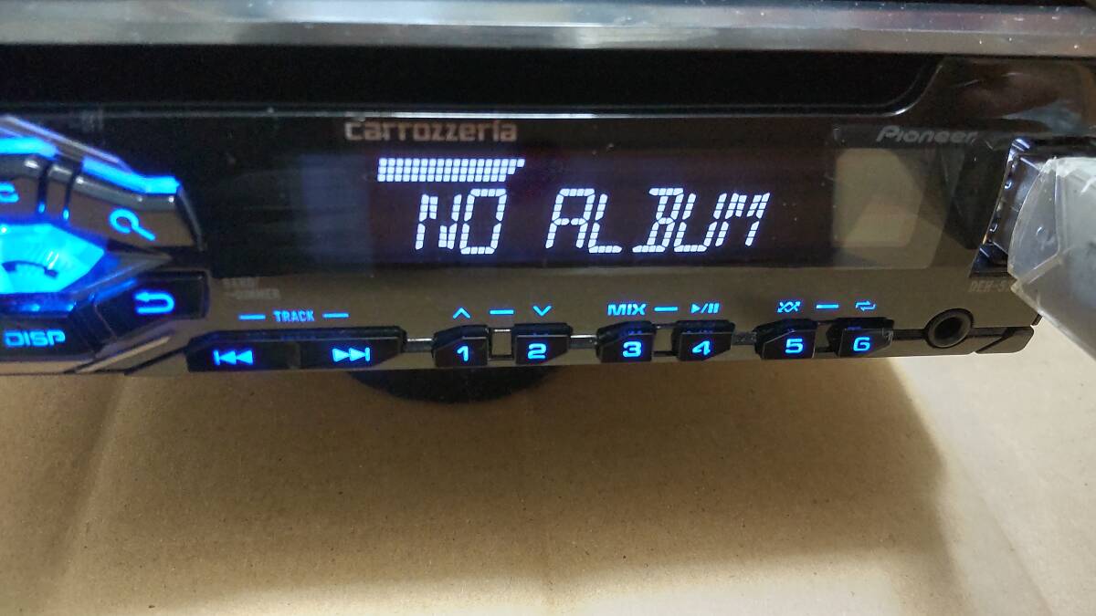 簡易確認OK カロッツェリア DEH-5200 CD USB AUX ラジオ 1DIN ダイハツ変換ハーネス付 中古品_画像9