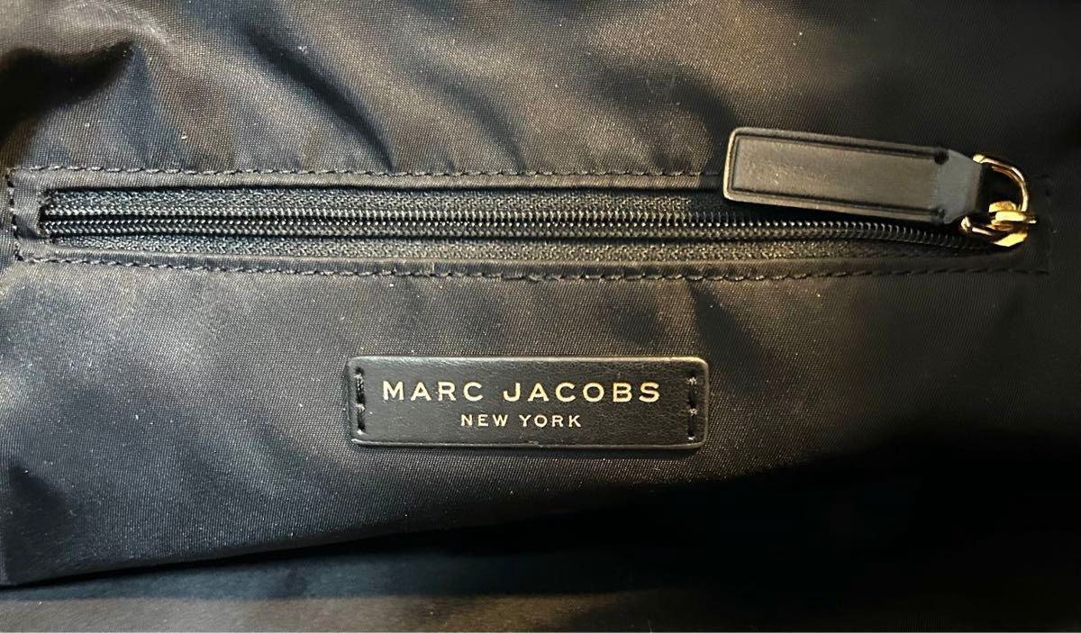 マークジェイコブス　MARC JACOBS ナイロントートバッグ　黒　A4サイズOK 