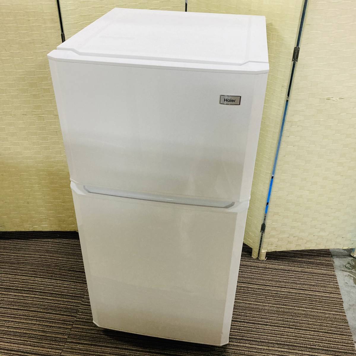 送料無料!!Haier ハイアール 106L 冷凍冷蔵庫 JR-N106H 2ドア 右開き 動作品 2015年製/021-09