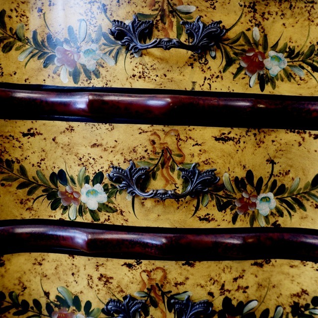 ヴィンテージ家具 トールペイント 花柄 チェスト 箪笥 赤茶系 B_画像3